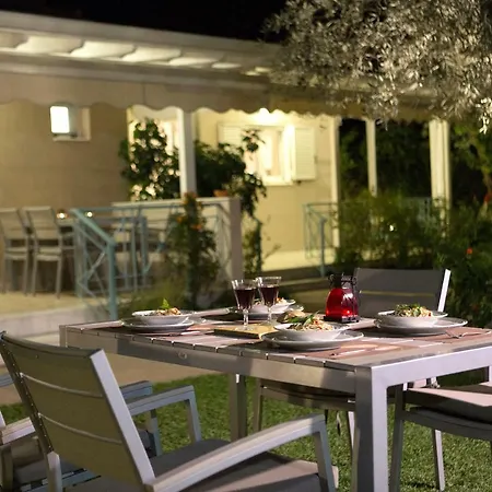 Aelia House בית נופש