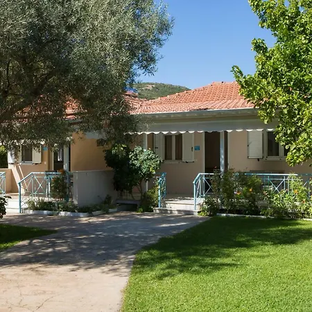 בית נופש Aelia House