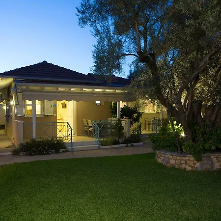 בית נופש Aelia House